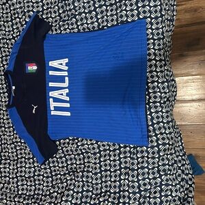Italian soccer practice jersey